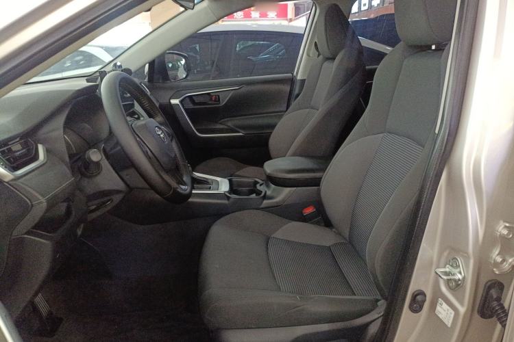 Used Toyota Wildlander 2023 2.0L CVT Two-Wheel Drive Leading Edition Left Front Seat