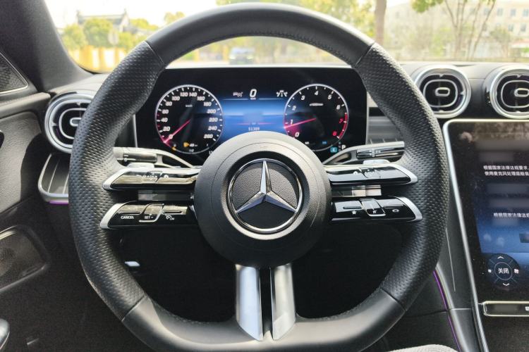 Used Mercedes-Benz C-Class 2023 C 260 L Bright Night Sports Edition Steering Wheel