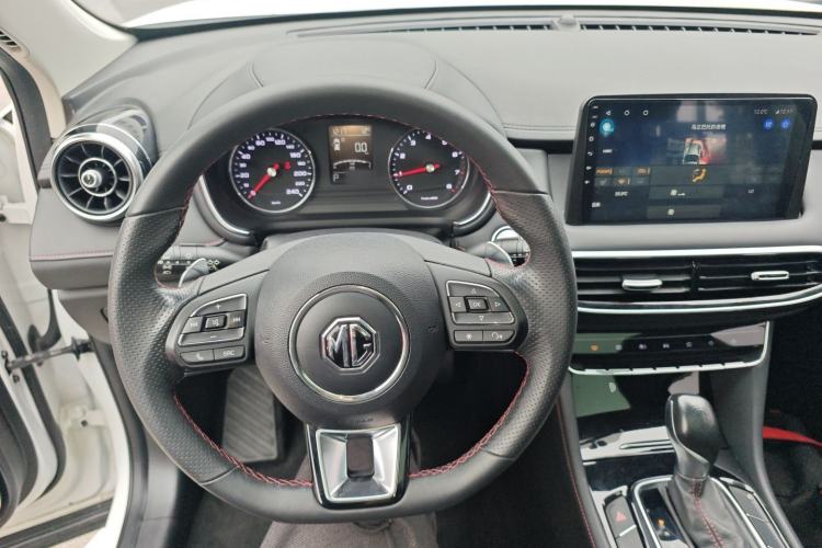 Used MG HS 2019 20T Automatic Two-Wheel Drive Luxury Edition China VI Standard
