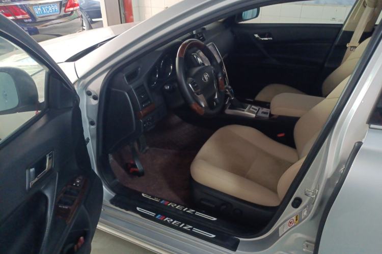 Used Toyota Reiz 2013 2.5V Shangrui Edition Driver Seat