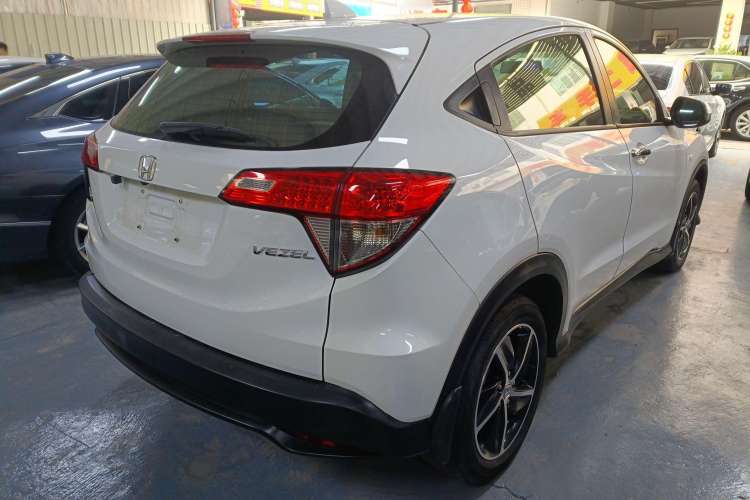 Used Honda Vezel 2020 1.5L CVT Pioneer Edition
