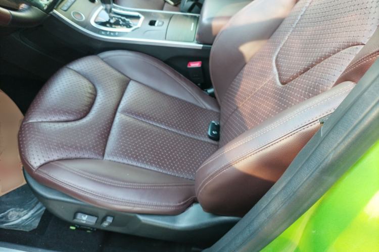 Used Land X7 2015 2.0T Panoramic Prestige Edition
