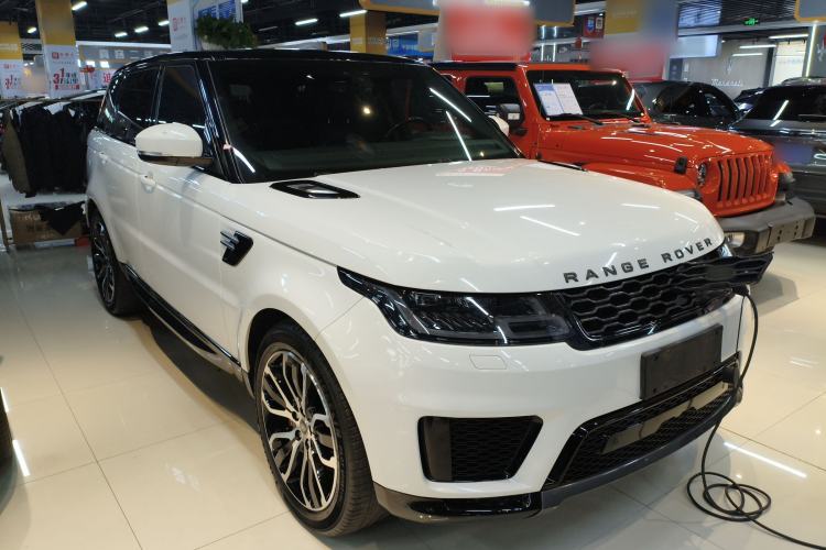 Used Land Rover Range SportNew Energy 2018 P400e Front Right 45 Deg