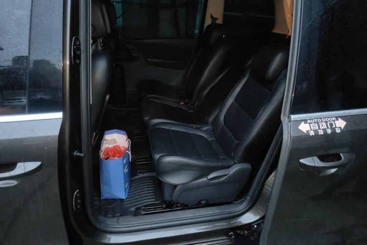 Used Volkswagen Sharan 2018 380TSI Comfort Edition 7-Seater Left Rear Seat