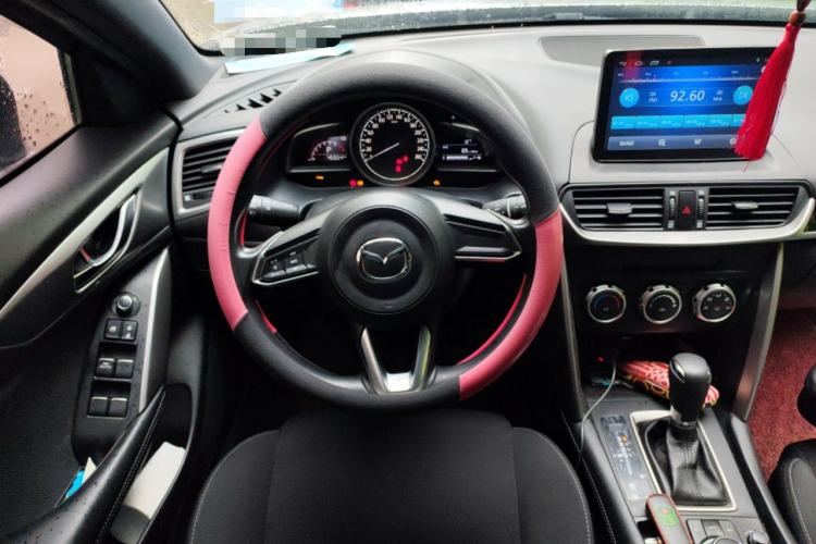 Used Mazda CX-4 2018 2.0L Automatic Two-Wheel Drive Blue Sky Dynamic Version China V Standard