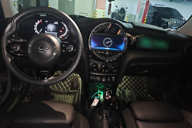 Used MINI MINI 2021 1.5T COOPER Classic Edition