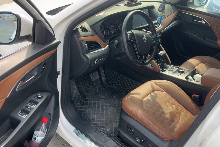 Used BORGWARD BX7 2016 28T Four-Wheel Drive Flagship Version 5 Seats
