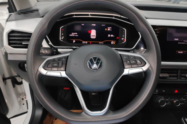 Used Volkswagen Tacqua 2023 200TSI DSG Joy-Connect Edition