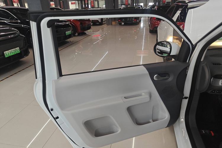 Used CHANGAN Lumin 2022 210km Sweet Edition Interior 7