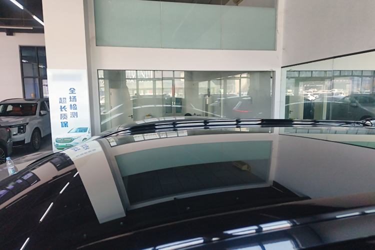 Used XPeng G9 2025 625 Long-Range Max Roof