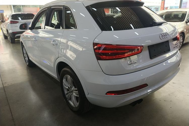 Used Audi Q3 2015 35 TFSI quattro Technology Edition Exterior 2