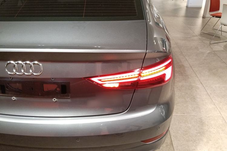 Used Audi A3 2020 Limousine 35 TFSI Fashion Edition China VI Emission Standard Exterior 3