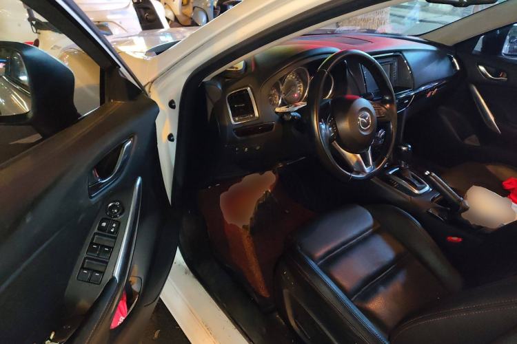 Used Mazda Atenza 2015 2.0L Blue Sky Luxury Edition