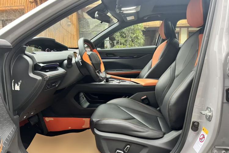 Used CHANGAN UNI-V 2022 1.5T Prestige Version
