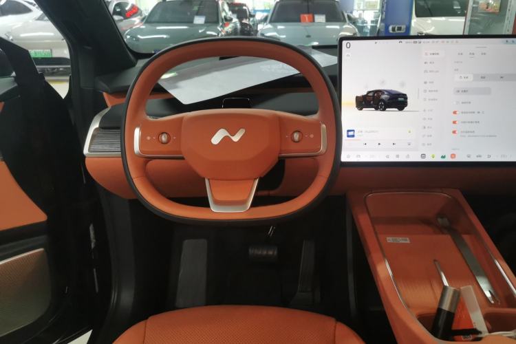 Used ONVO L60 2024 60 kWh Rear-Drive Version