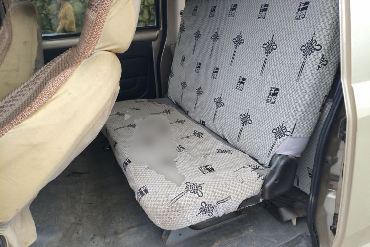 Used Wuling Rongguang 2014 1.2L S Base Model
