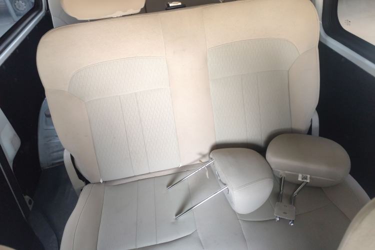 Used FORTHING Lingzhi 2022 Striving Version M5L 1.6L Base Model 7 Seats
