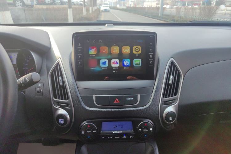 Used Hyundai ix35 2013 2.0L Automatic Two-Wheel Drive Smart GLS China IV Standard