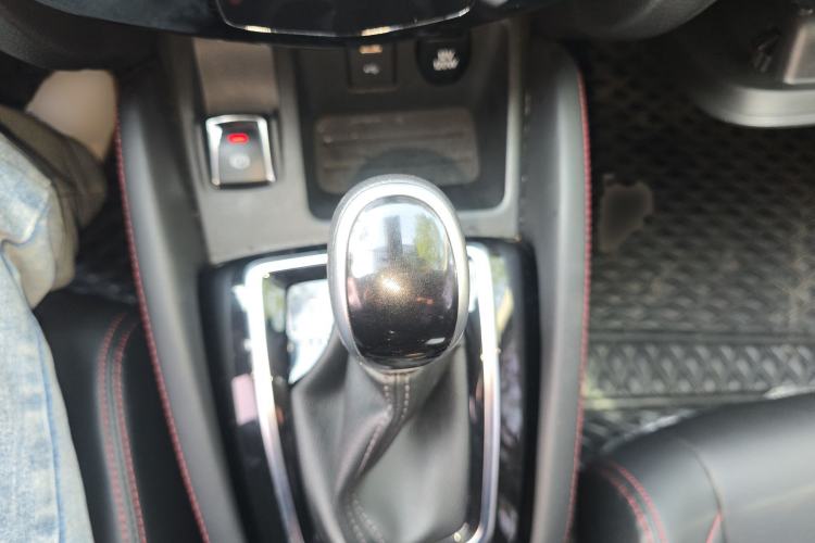 Used Nissan Qashqai 2023 Classic 2.0L CVT XV Comfort Edition