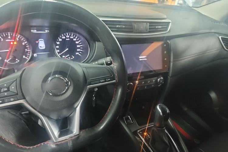 Used Nissan Qashqai 2021 2.0L CVT Smart Enjoyment Version Center Console