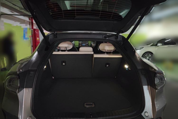 Used Xiaomi Auto YU7 2025 Ultra-Long Range Rear-Wheel Drive Version
