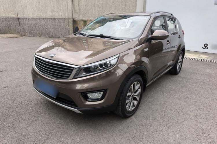 Used Kia Sportage R 2015 2.0L Manual Two-Wheel Drive GLS Trim
