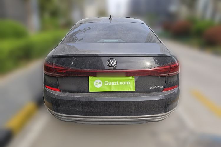 Used Volkswagen Passat 2022 330TSI Luxury Edition Exterior 4