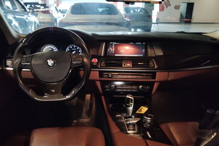 Used BMW 5 Series 2014 525Li Leading Model
