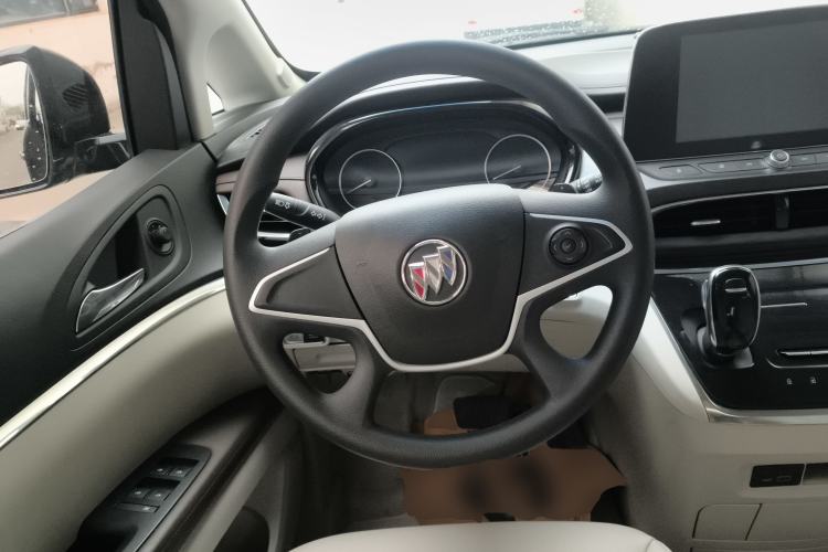 Used Buick GL8 2023 Land Executive Class Comfort Model Steering Wheel