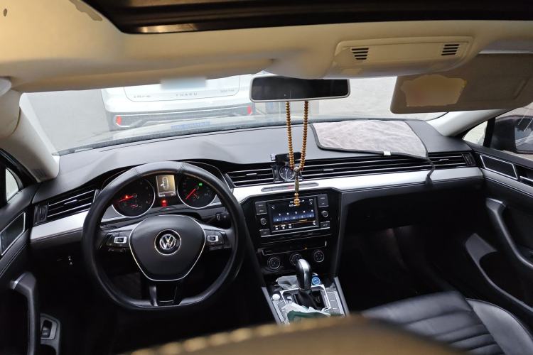 Used Volkswagen Magotan 2019 330TSI DSG Leading Model China VI Standard
