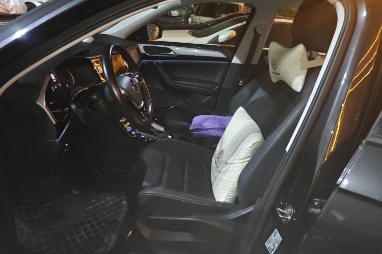 Used Volkswagen Tayron 2020 330TSI Two-Wheel Drive Luxury Smart Connectivity Version