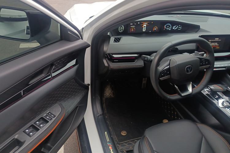 Used Changan UNI-V 2022 1.5T Sport Edition