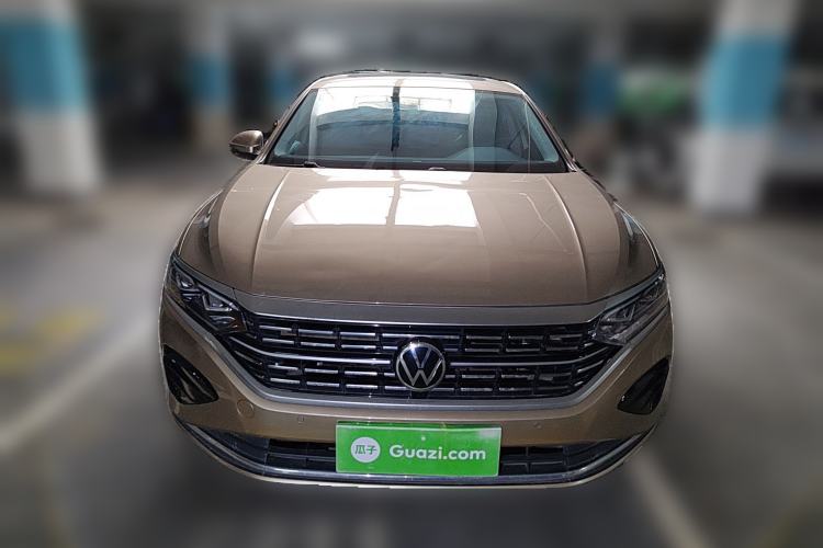 Used Volkswagen Passat 2022 330TSI Luxury Edition Front