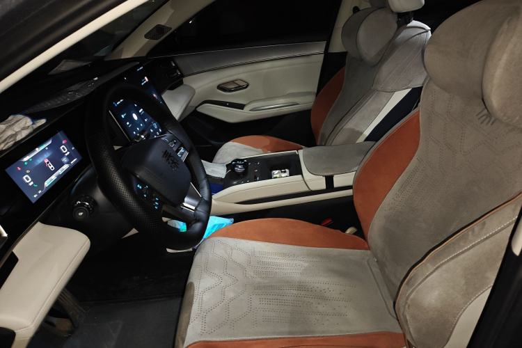 Used BYD Qin L 2024 DM-i 120KM Excellence Model