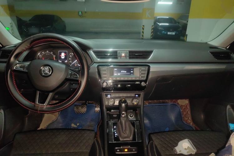 Used Skoda Superb 2016 TSI330 DSG Innovation Edition
