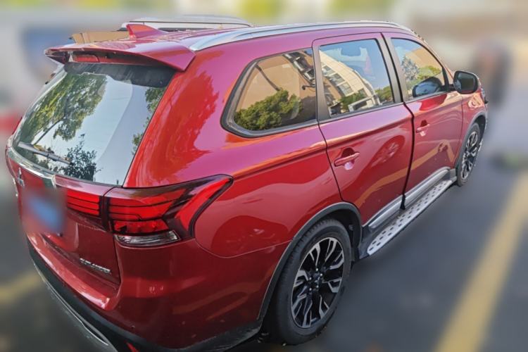 Used Mitsubishi Outlander 2019 2.0L Two-Wheel Drive Comfort Edition 5 Seats China V Standard Rear Right 45 Deg