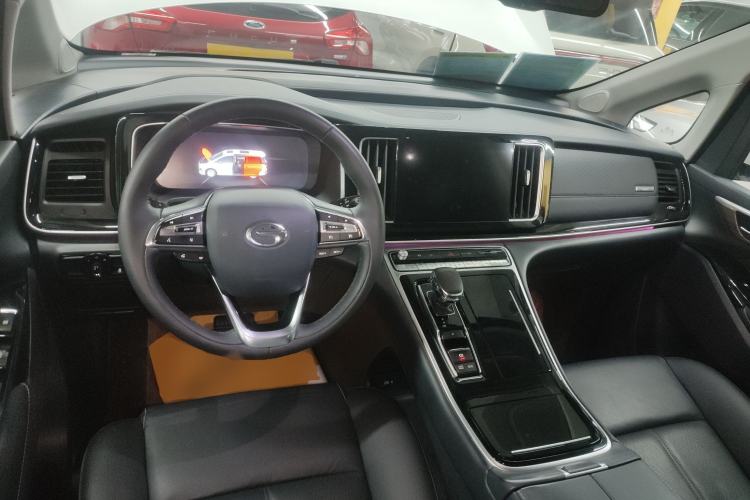 Used GAC Trumpchi M8 2023 Lingxiu Series 390T Prestige Edition Center Console