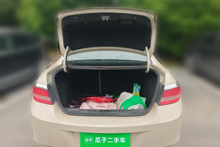 Used Buick GT 2010 GT 1.6L Manual Entry-Level Model Trunk