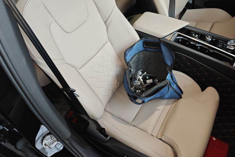 Used Volvo XC60 2026 B5 4x4 Smart Luxury Edition