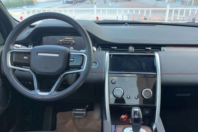 Used Land Rover Discovery Sport New Energy 2022 Facelifted P300e Plug-in Hybrid Electric Version
