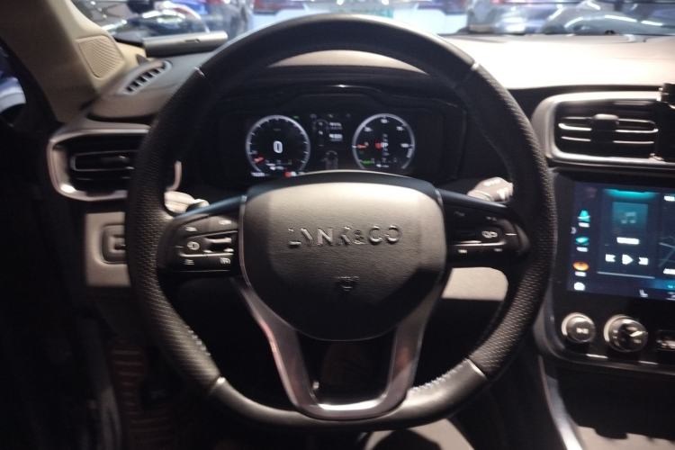 Used Lynk & Co 01 EM-P 2018 1.5T PHEV Jing Guo V Steering Wheel