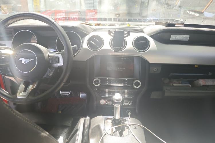 Used Ford Mustang 2016 2.3T Performance Edition Center Console