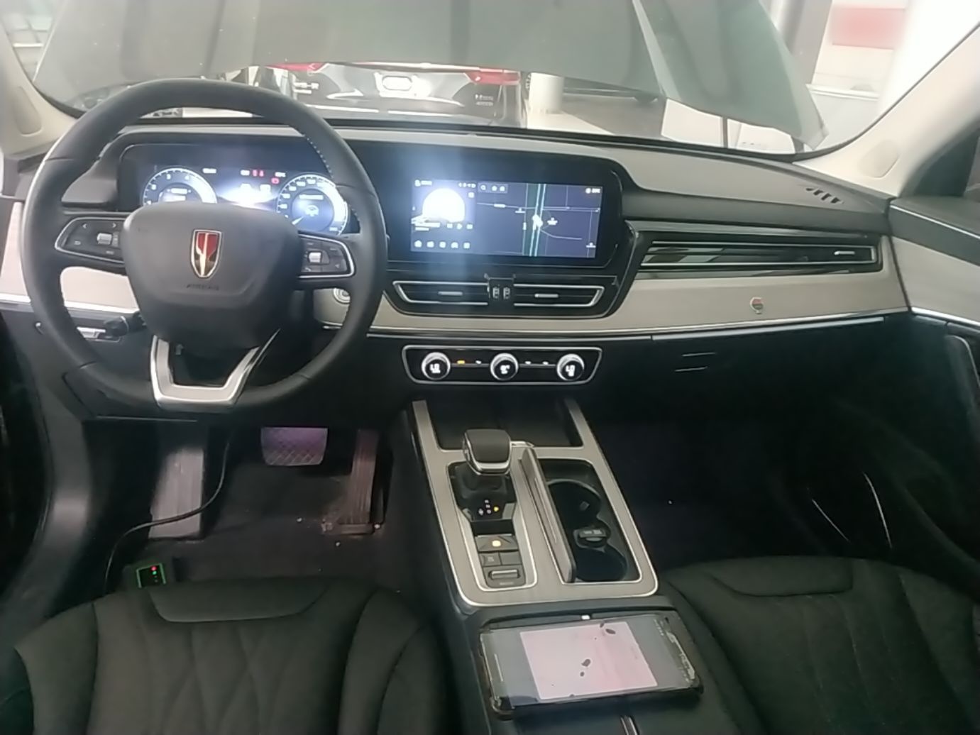 Hongqi HS5 2025 2.0T Two-Wheel Drive Flagship Pro Edition - Chinese Trim Xiang — снимка 14