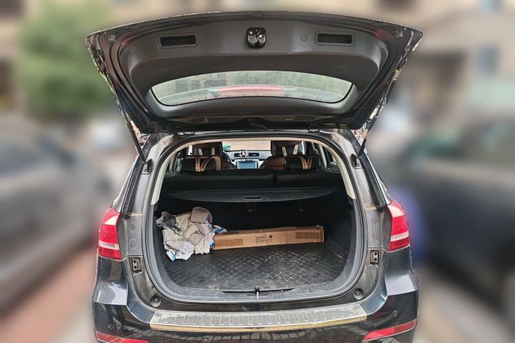 Used Haval H2 2016 Red-Label 1.5T Manual Two-Wheel Drive Luxury Model