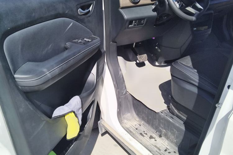 Used Ruichi EC75 2025 Smart Drive Ultra-Charging Version Beyond Edition II 50.1 kWh
