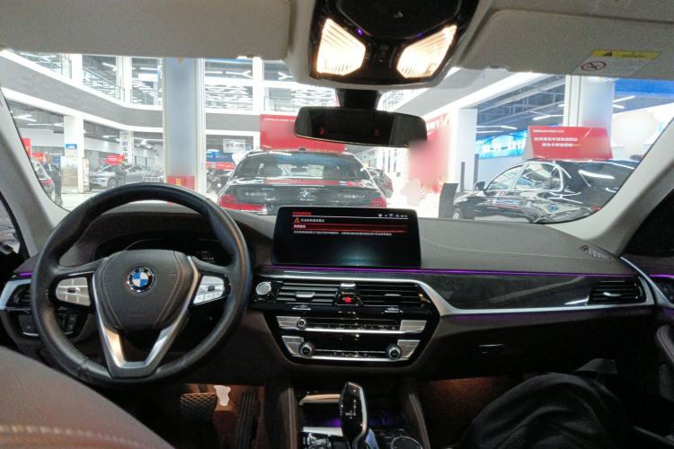 Used BMW 5 Series 2022 Second Facelift 525Li Luxury Package
