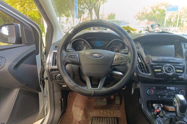 Used Ford Focus 2017 Sedan 1.6L Automatic Fashion Edition Smart Drive Version