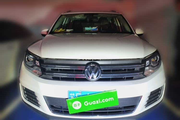 Used Volkswagen Tiguan 2015 1.8TSI Automatic All-Wheel-Drive Luxury Model
