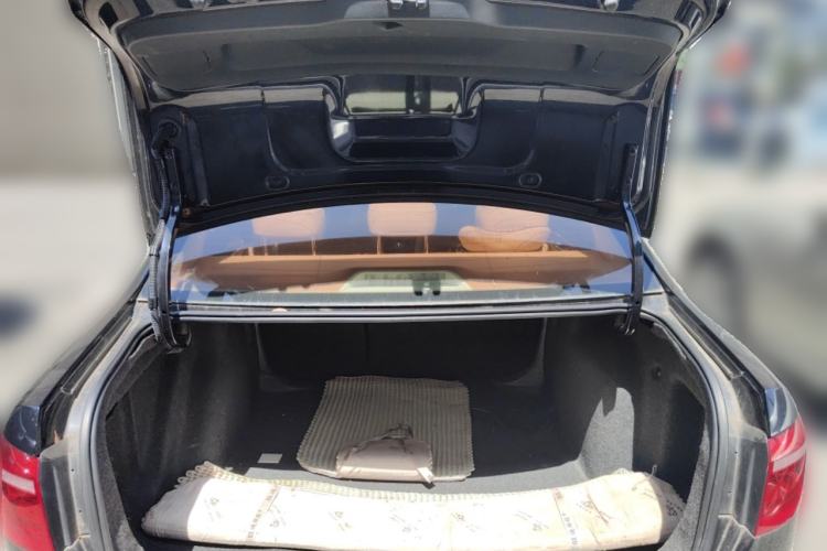 Used Volkswagen Lavida 2013 Restyled Classic 1.6L Manual Comfort Edition Trunk