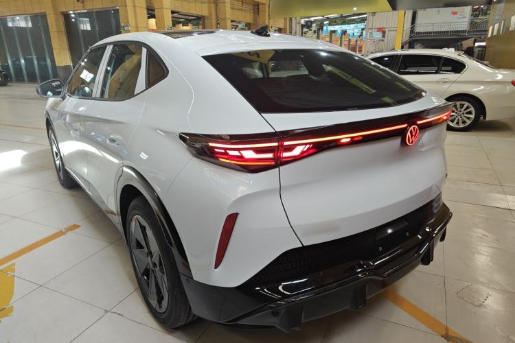 Used Volkswagen ID.UNYX 2024 Revised Pro Long-Range Version Rear Left 45 Deg